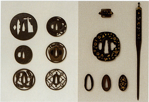 菅原透ほか鍔23点，唐草文ほか小物5点