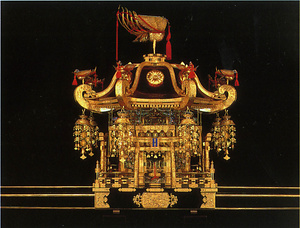 函館八幡宮大神輿