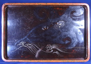 雲龍蒔絵衣裳盆