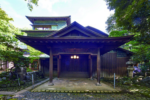 銅御殿 主屋（正面）