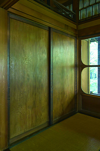 銅御殿 北側畳廊下 鏡戸