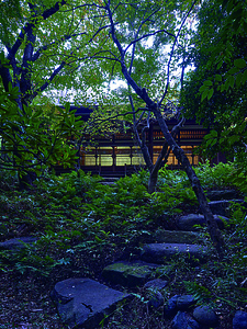 銅御殿 主庭 飛石