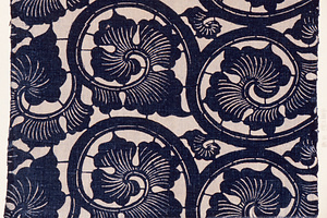 型染布　唐草文