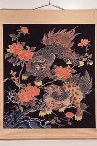夜具地　牡丹唐獅子文