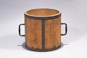 一斗枡（円筒形）