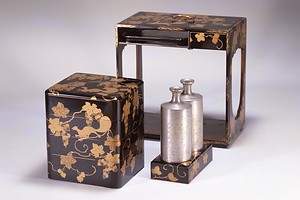 葡萄栗鼠文蒔絵提重