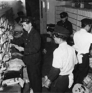 鉄道郵便車内区分作業