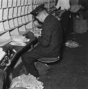 鉄道郵便車内区分作業