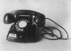 4号自動式卓上電話機