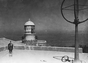 金華山灯台と霧信号