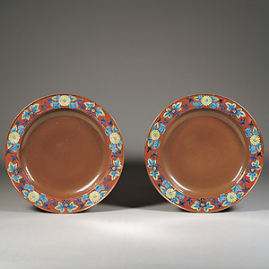 銹釉色絵 菊唐草文 皿