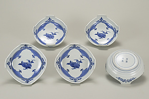 染付 柘榴文 鉢