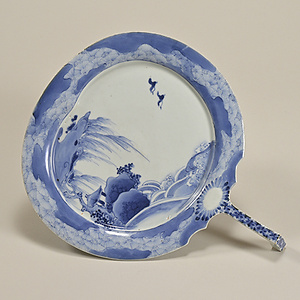 染付 山水文 団扇形皿