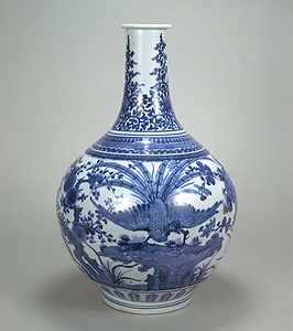 染付 花孔雀文 瓶