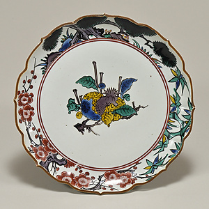 色絵 柘榴松竹梅文 稜花皿