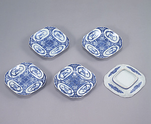 染付 龍花文 菱形皿