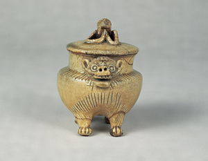 黄瀬戸獅子香炉 