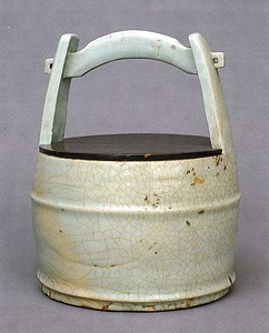 古伊万里　手桶型水指