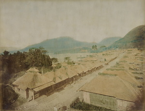 三島町からの箱根宿近景
