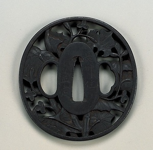 鉄鍔(シュウカイドウ透彫)