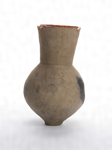 唐古・鍵遺跡　長頸壺