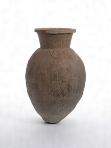 唐古・鍵遺跡　短頸壺