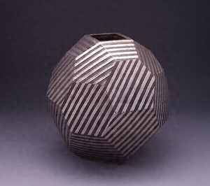 灰釉銀ストライプ壺