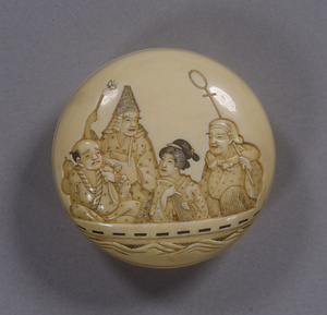 饅頭形乗合船牙彫根付