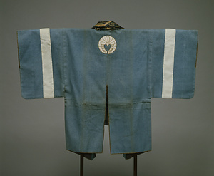 火事装束 浅葱へるへとわん（抱藤紋付）