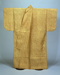 小袖 白茶地桐竹模様綾