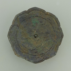 瑞花双鳳文八稜鏡