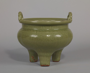 青磁唐草文双耳香炉