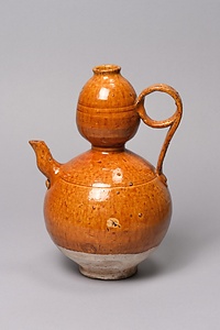 黄釉瓢形水注