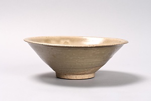 青磁鉄絵花文鉢