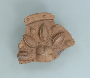 平壌守岩蓮花文鐙瓦