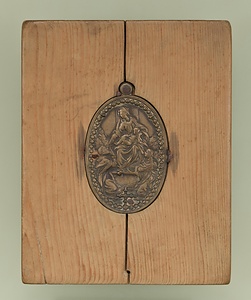 板踏絵　聖母子像（ロザリオの聖母）