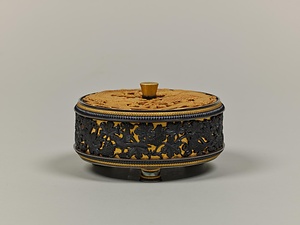 鸚鵡小禽葡萄文箱