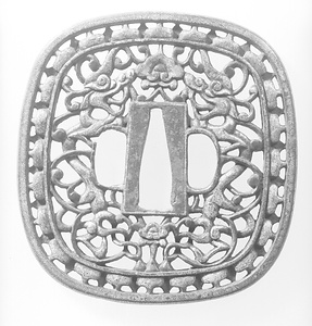 鉄鐔 漠東鐔と称するもの