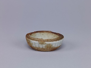青白磁合子