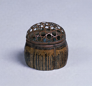 竹林蒔絵阿古陀香炉