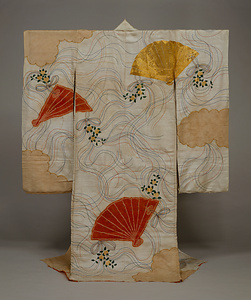 振袖 白綸子地檜扇橘模様