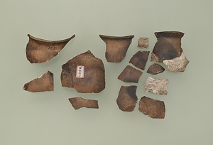 甕形土器残片