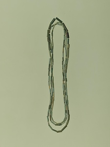 管玉