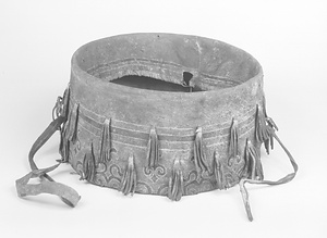 トナカイ皮製容器