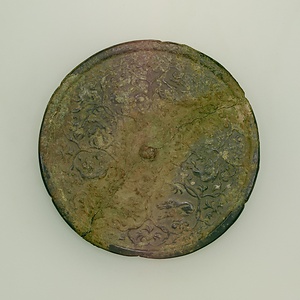 獅子唐草文六花鏡