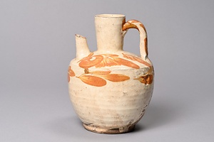 白釉鉄絵花文水注