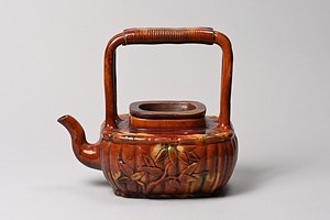 三彩竹文提梁水注