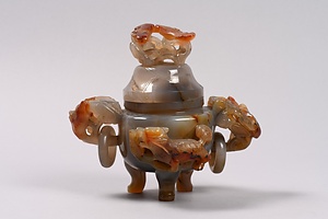 獅子彫瑪瑙三足香炉