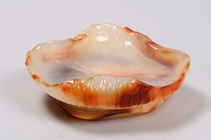 瑪瑙蓮葉形筆洗