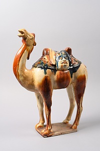 三彩駱駝